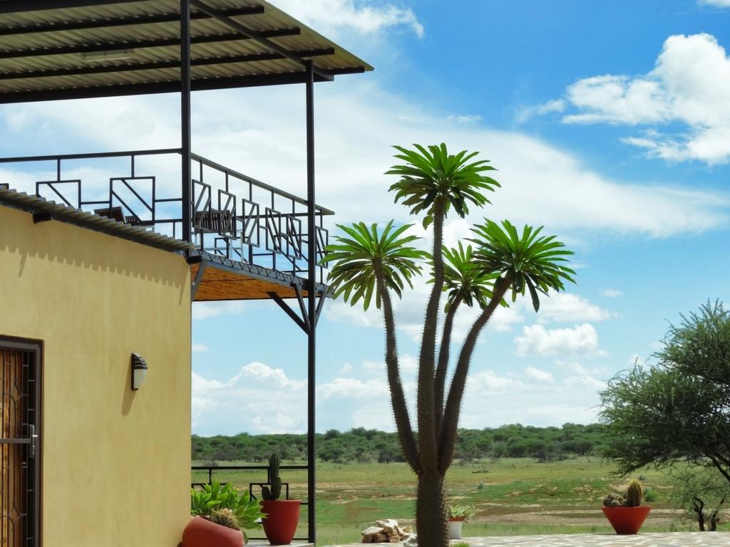 Ovita Wildlife Restcamp Okazize Luaran gambar